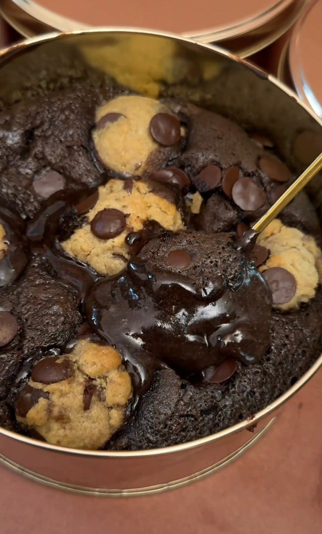 Brookie Tin