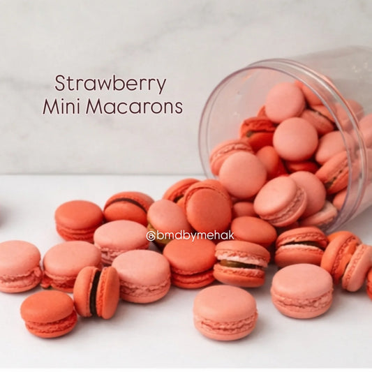 STRAWBERRY MINI MACARONS